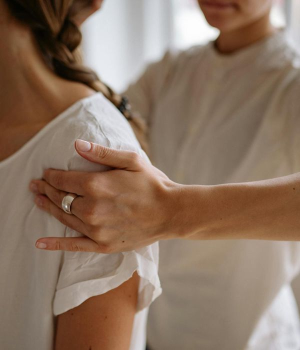 Healthcare organization with patient care management and medical service optimization